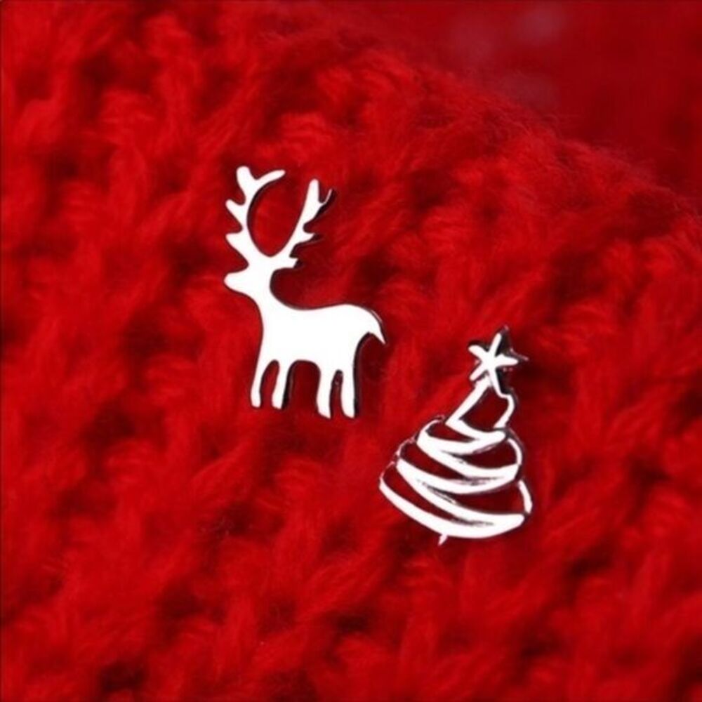 Tiny Christmas earrings